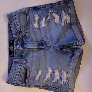 Hollister Mid Rise 3"